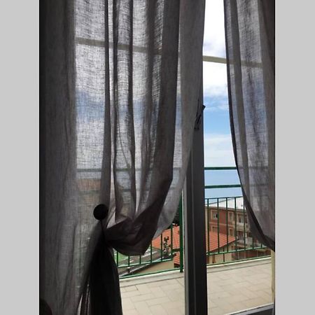 Splendido Appartamento Vista Mare Levanto Kültér fotó