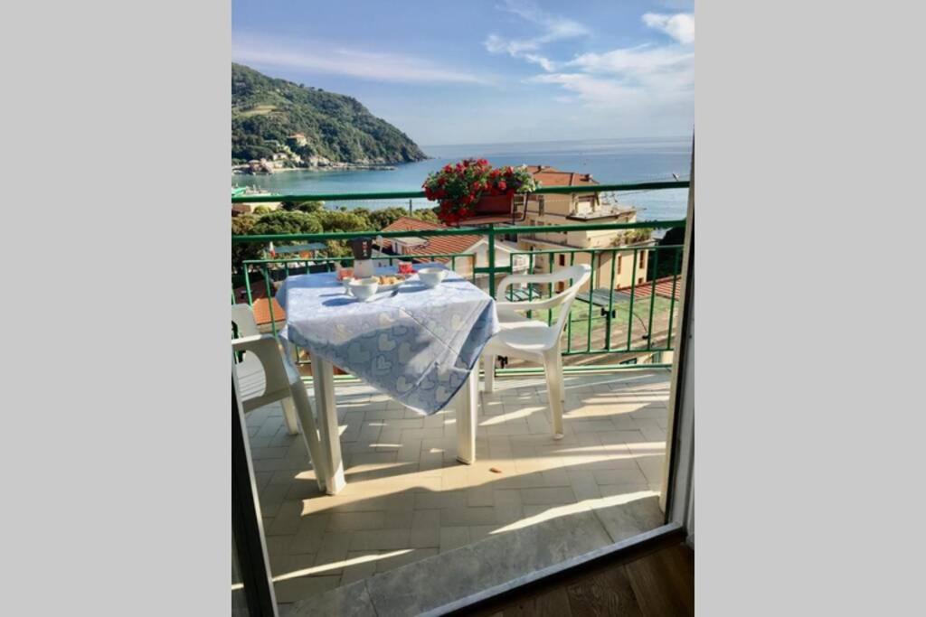 Splendido Appartamento Vista Mare Levanto Kültér fotó